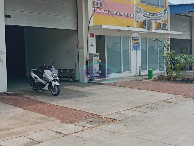 Disewakan Gudang di 3 Bisnis Center Tanjung Pura Karawang Barat