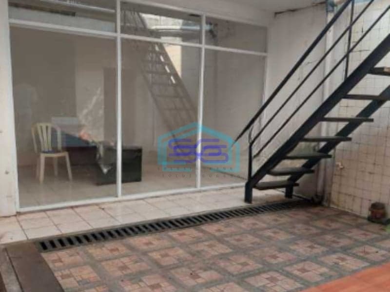 Disewakan Ruko Sangat Strategis di Graha Raya Bintaro Jaya Serpong Tangerang Selatan Luas Bangunan  200 m²