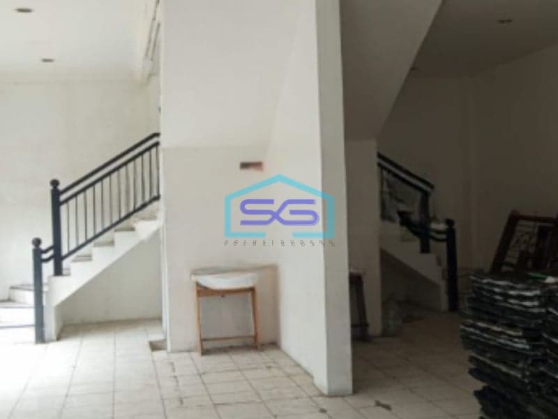 Disewakan Ruko 2 Lantai Gandeng Unfurnished di Cipayung Jakarta Timur LB 288m2