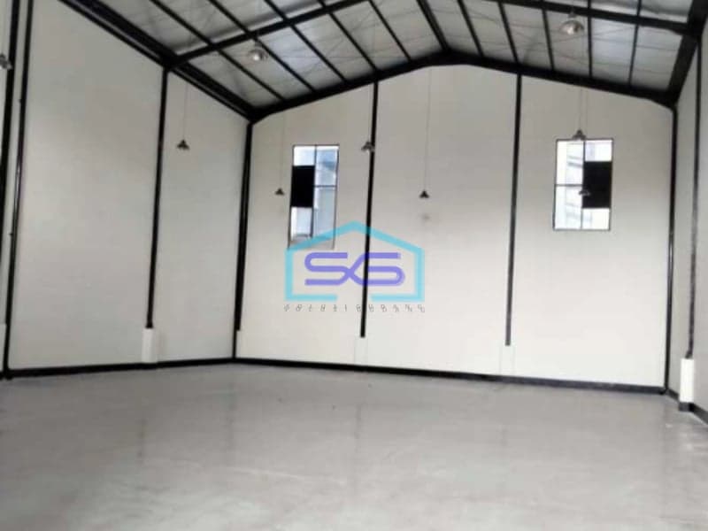 Disewakan Gudang Lokasi Bebas Banjir Luas Tanah 600 m² di Bandung