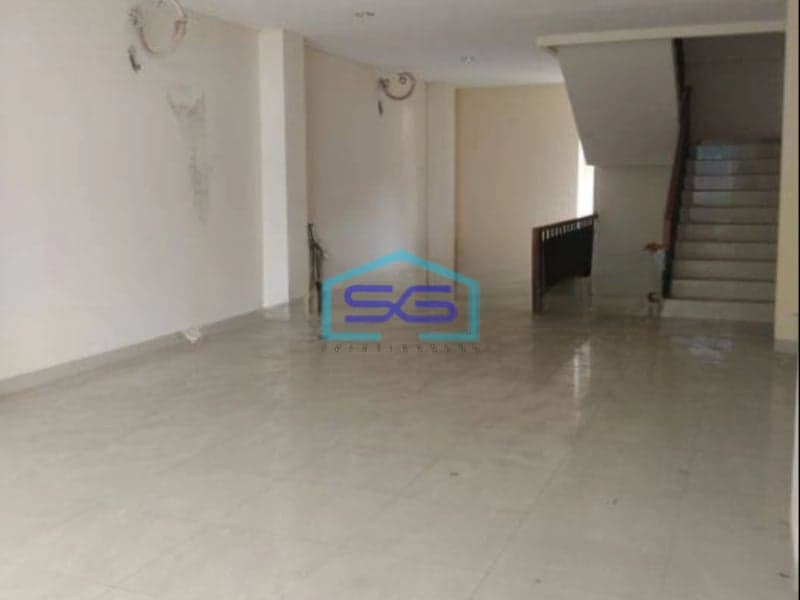 Disewakan Ruko 4 Lantai LT 350m2 Bulungan Blok M Jakarta Selatan