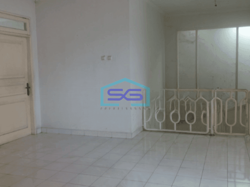 Disewakan Gudang 2 Lantai Luas Bangunan 646 m² di Menteng Jakarta Pusat