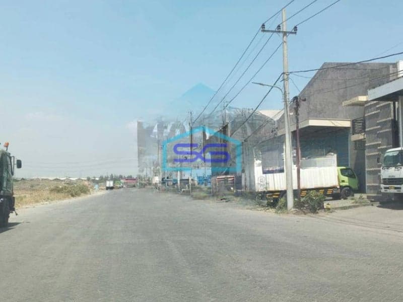 Dijual Gudang Bangunan Baru Kompleks Pergudangan Romokalisari Surabaya LT 2200m2