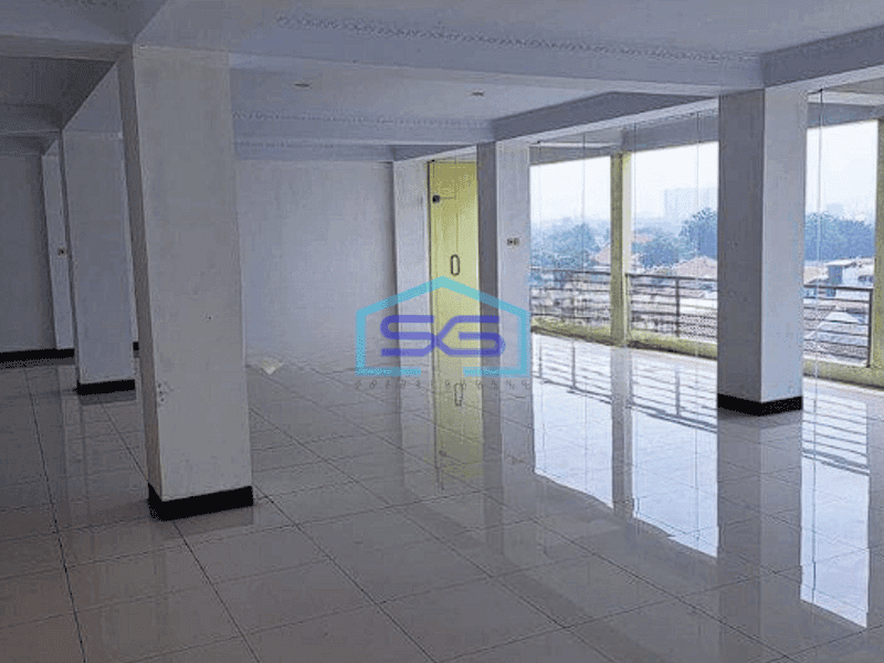 Disewakan Gedung LB 1268m2 di Cempaka Putih Jakarta Pusat