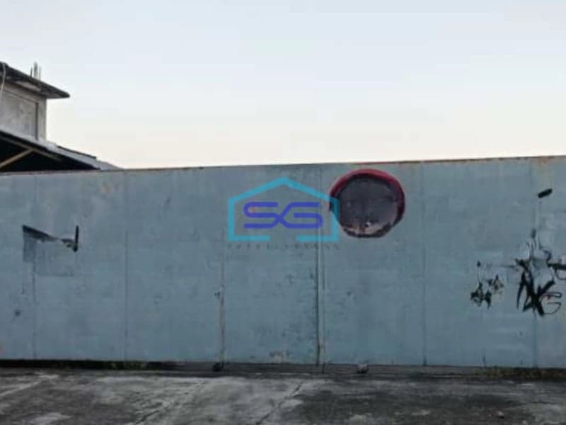 Dijual Gudang Luas Bangunan 7000 m² Lokasi Sukoharjo Jawa Tengah Akses Container