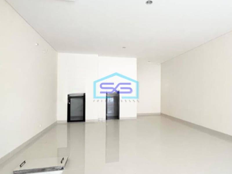 Disewakan Ruko 3 Lantai Luas Tanah 120 m² Lokasi di Gading Serpong Tangerang