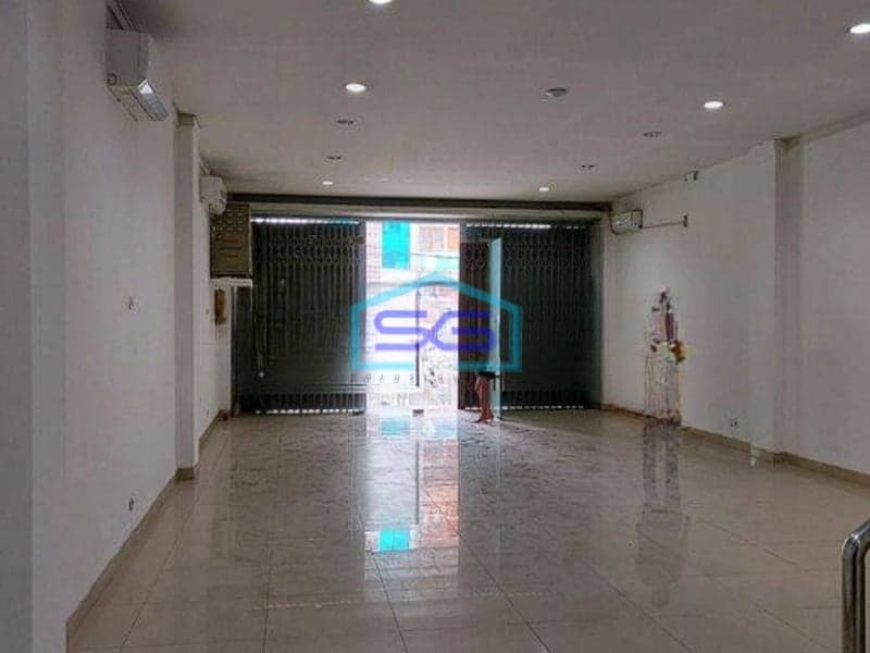 Disewakan Ruko 4,5 Lantai Di Muara Karang Jakarta Utara Rapih, Siap Pakai