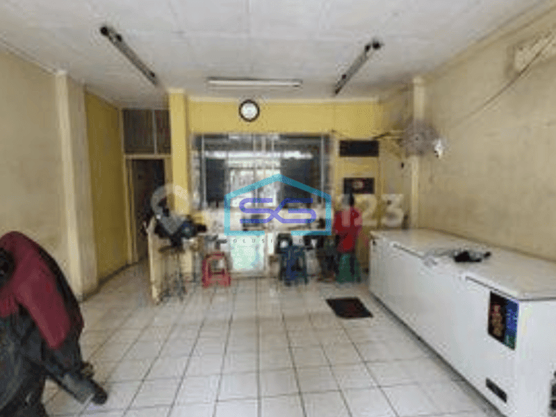 Disewakan cepat Ruko 3 lantai strategis di Taman Palem Lestari