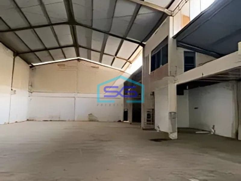 Disewakan Gudang Area Industri Aman Tengah Kota Jln. Caringin Bandung