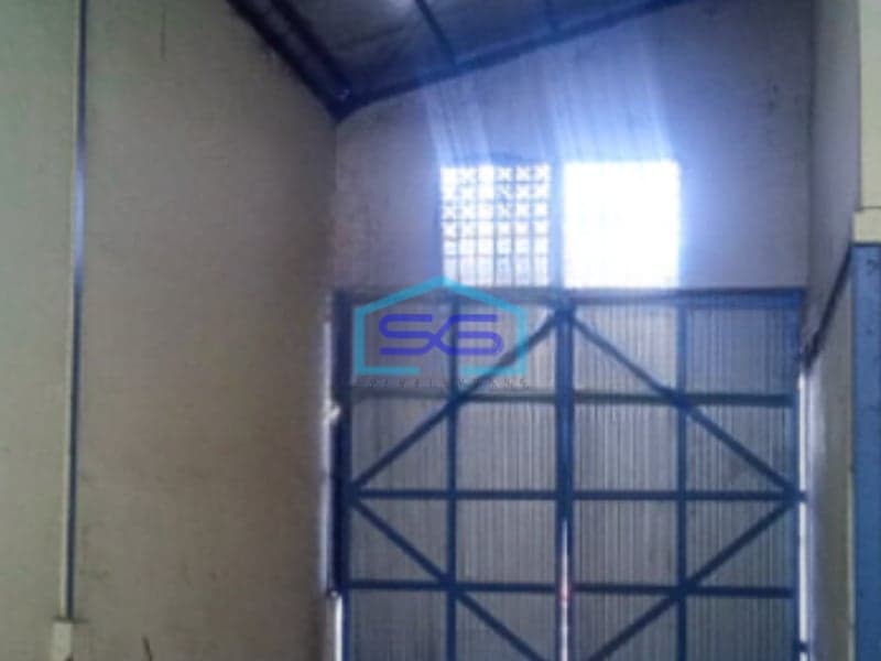 Dijual Gudang Ada Kantor Luas Tanah  345 m² Lokasi di Periuk Tangerang