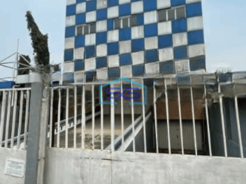 Dijual Ruang Usaha Luas Bangunan  1000 m² Lokasi Strategis di Karawang Barat