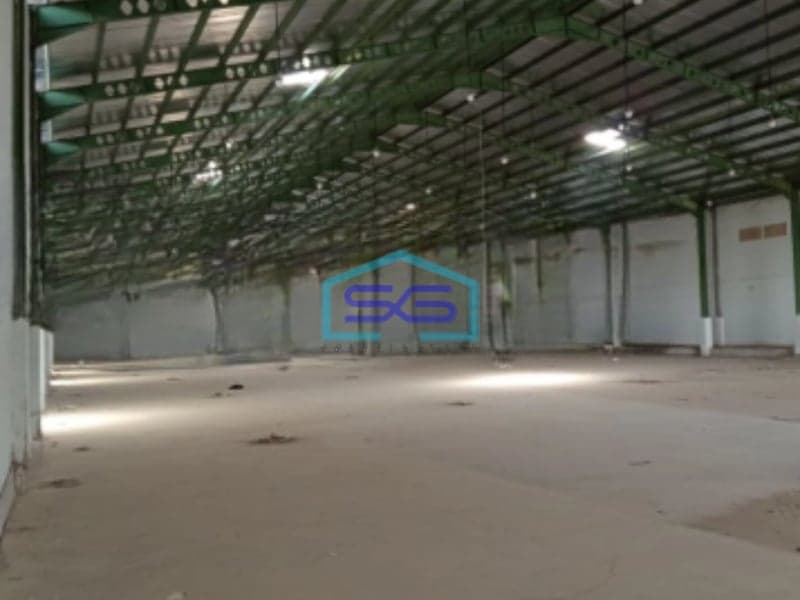 Disewakan Gudang Lokasi Bebas Banjir Luas Tanah 3350 m² di Ngaliyan Semarang