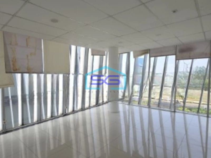 Dijual Kantor Luas Tanah  190 m² Lokasi Bebas Banjir di Tangerang
