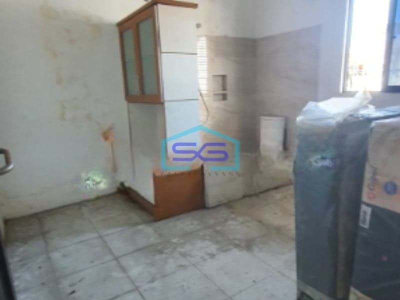 Disewakan Ruko Luas Bangunan  180 m² Lokasi di Tambora Jakarta Barat