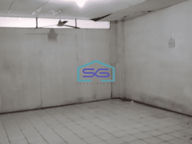 Disewakan Ruko 3 Lantai Lokasi Strategis Pinggir Jalan Raya Taman Palem Jakarta Barat