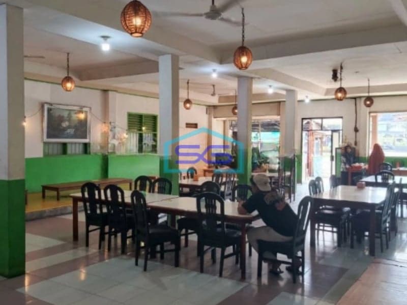 Disewakan Bangunan Ruang Usaha Ex Rumah Makan Daerah Cikarang Utara Bekasi LB 800m2