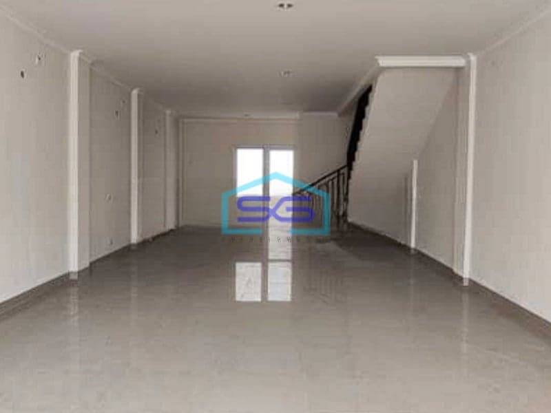 Disewakan Ruko Metro Permata Ready di Tangerang Luas Bangunan 195m2