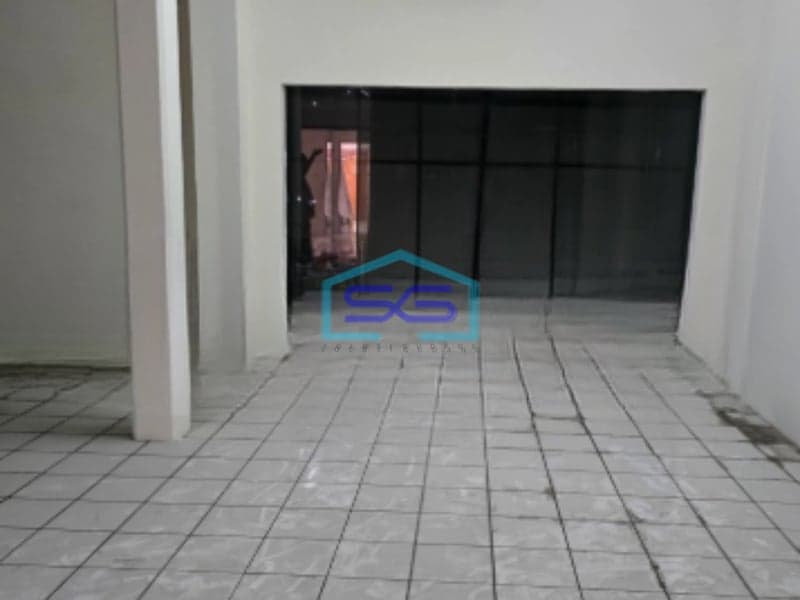 Disewakan Ruko 2 Lantai Luas Tanah 417 m² Lokasi Semarang