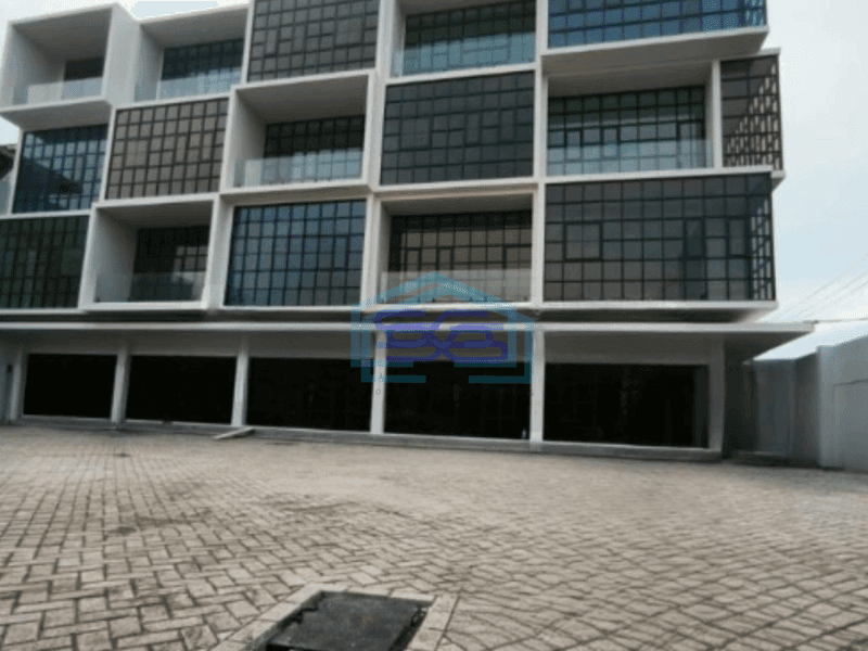 Dijual Ruko 4 Lantai Baru Siap Pakai di Dinoyo Dekat Darmo Widya Mandala Luas Bangunan 360 m²