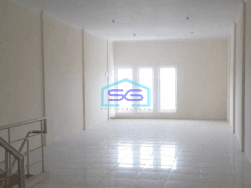 Dijual Ruko Bagus dan Terawat Luas Bangunan  425 m² di Pinggir Jalan Raya Tubagus Angke Jakarta Barat