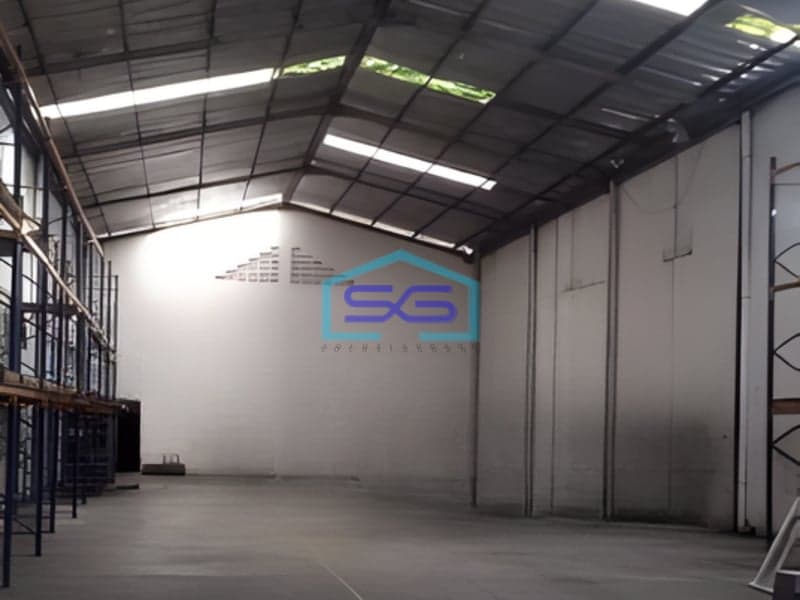 Disewakan Gudang Lokasi Strategis Luas Tanah  600 m² di BSD Tangerang