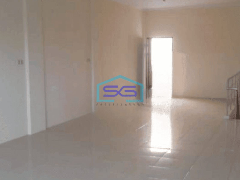 Disewakan Ruko Lokasi Pinggir Jalan Luas Bangunan  425 m² di Tubagus Angke Jakarta Barat