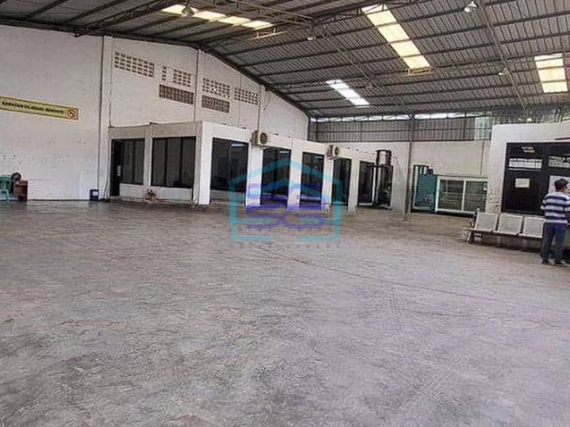 Disewakan Gudang Bagus Strategis Siap Produksi Jln. Kopo Kota Bandung Luas Tanah 2500m2
