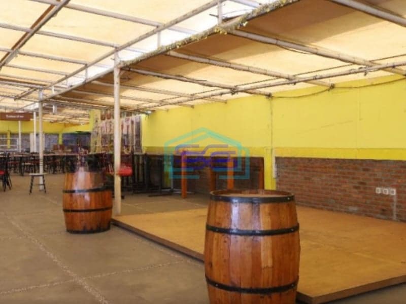 Dijual Ruang Usaha Ex Resto Sunda Lokasi Strategis dan Ramai Cilodong Depok Luas Bangunan  1240 m²