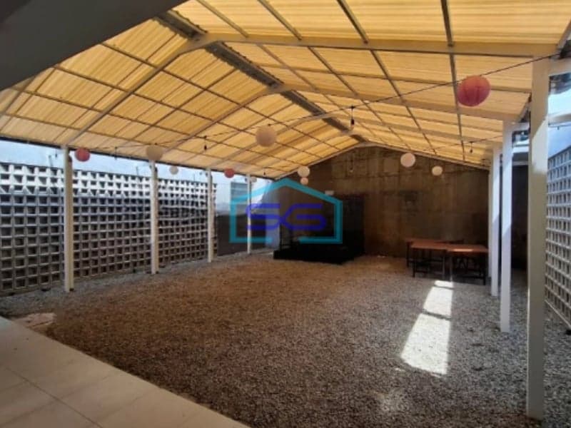 Disewakan Ruang Usaha Lokasi Ramai dan Premium di Bandung Luas 300m2