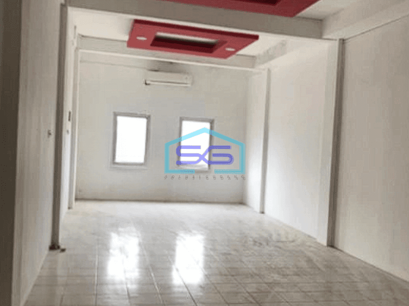 Dijual Ruko gandeng Roxi Mas Lantai di Jakarta Pusat Luas Bangunan 300m2