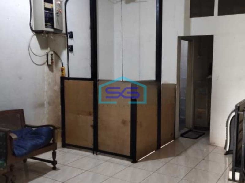 Dijual Ruko Lokasi Bebas Banjir Luas Bangunan 180 m² di Jelambar Jakarta Barat