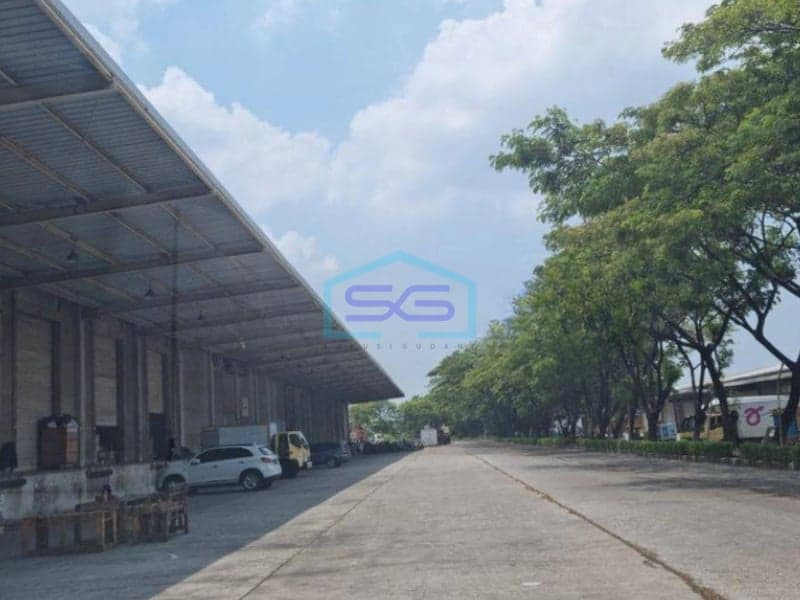 Disewakan Gudang Bagus Strategis 5400m2  Akses Tol dan Pelabuhan di Cakung Jakarta Timur