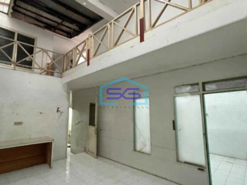 Disewakan Ruko 2 Lantai Lokasi Strategis Di Tengah Kota Surakarta Cocok Untuk Investasi Usaha LB 400m2