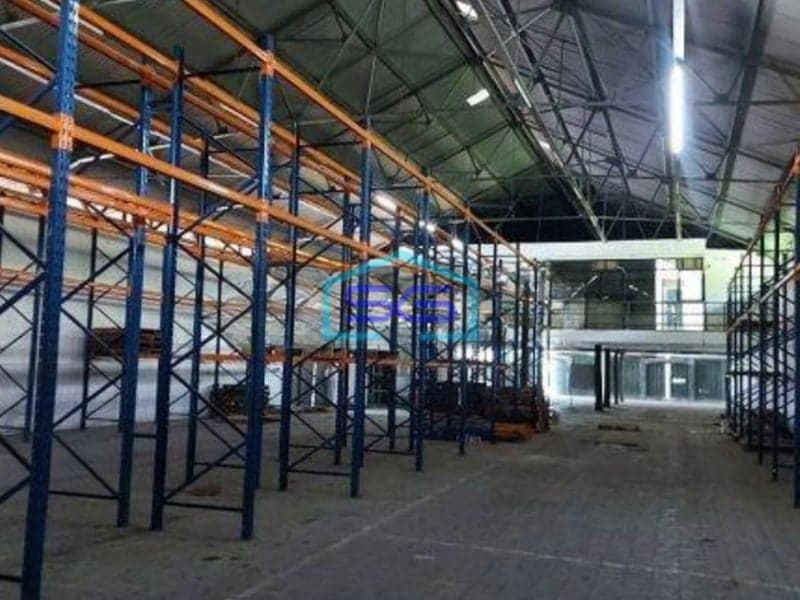 Dijual Gudang Yos Sudarso Jakarta Utara LT 2600m2 Lokasi Bagus Pinggir Jalan Raya