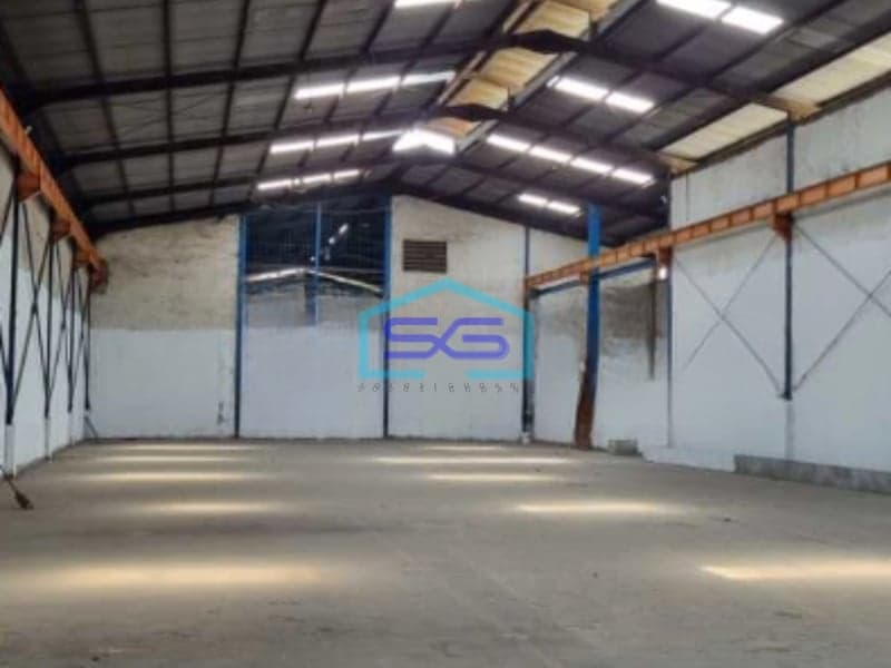 Disewakan Gudang Akses Container 40 feet Luas Bangunan  1200 m² di Cakung Jakarta Timur
