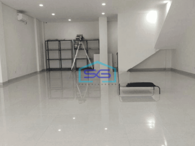 Disewakan ruko gandeng 3 lantai Semi Furnished di Denpasar Bali
