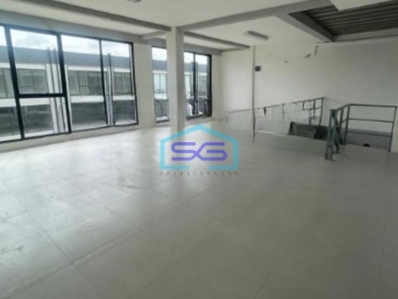 Disewakan Gudang Ada Kantor Luas Bangunan 800 m² Lokasi Benda Tangerang