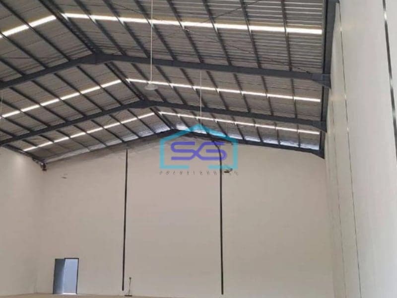 Disewakan Gudang di Pergudangan Blessindo, Legok. Gudang Baru Dan Rapi