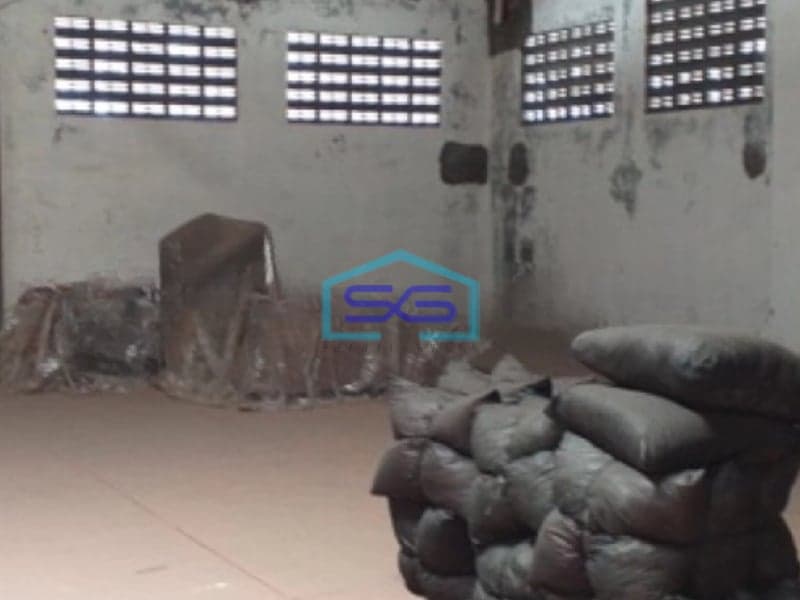 Dijual Gudang Siap Pakai di Pinggir Jalan Raya Solobaru Solo LT 2700m2