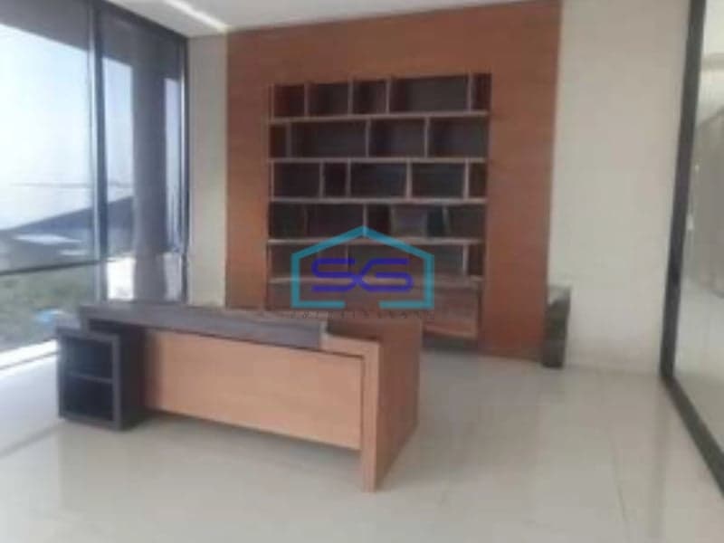 Dijual Pabrik Ada Kantor Luas Bangunan 2234 m² Lokasi Bebas Banjir di Cikarang