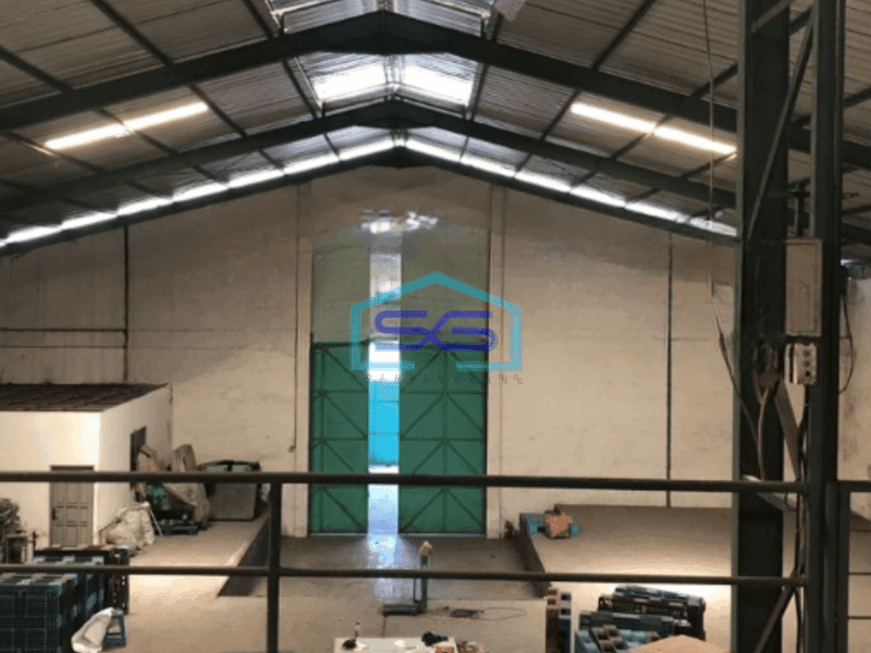 Disewakan Gudang Akses Container di Kosambi Tangerang Luas Bangunan 2618 m²