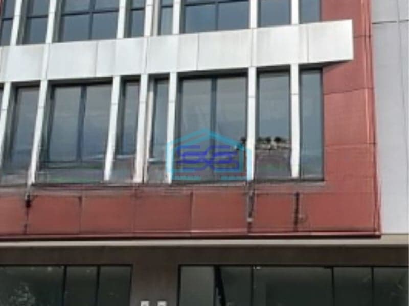 Disewakan Ruko Luas Bangunan  180 m² di Kota Wisata Jakarta Timur