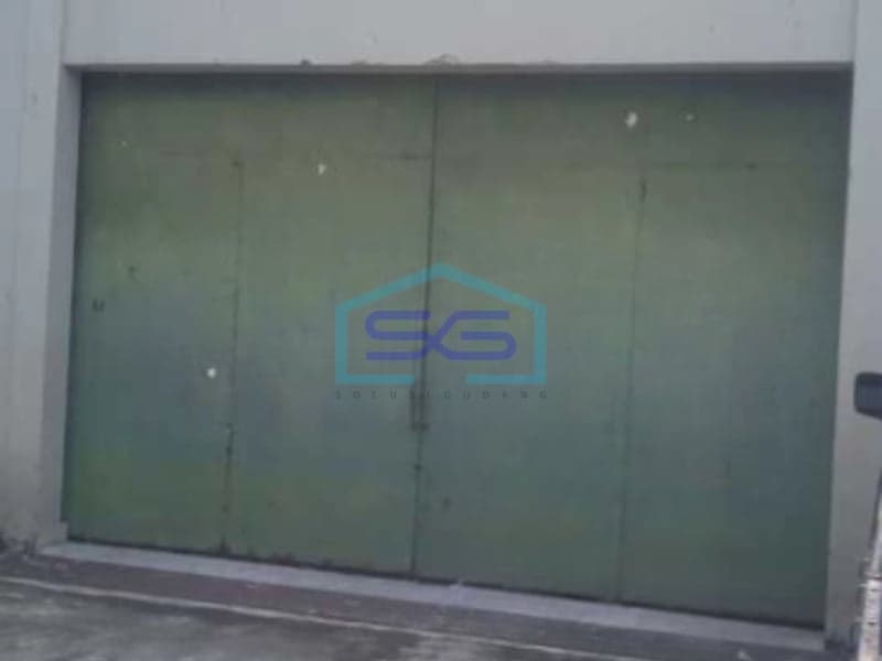 Dijual Gudang Akses Container 40 Feet Luas Bangunan 850 m² Lokasi di Bandung