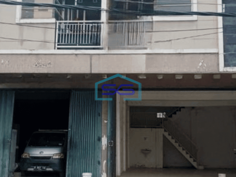 Disewakan Ruko 2 Lantai Luas Bangunan  182 m² Lokasi Wiyung Surabaya