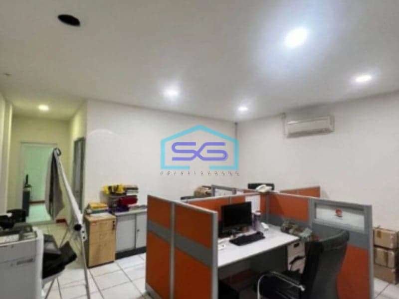 Disewakan Ruko Sudah Renovasi Luas bangunan 262m2 Lokasi di PIK Jakarta Utara