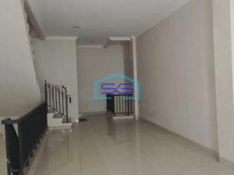 Disewakan Gudang Luas Bangunan 250 m² Lokasi Bebas Banjir di Jakarta Barat