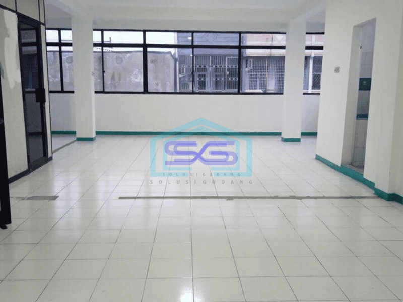 Disewa Ruko Cocok untuk gudang di Tambora Jakarta Barat SHM
