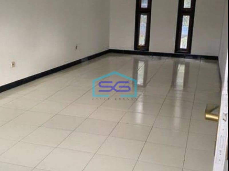 Disewakan Ruko Mewah 2 Lt di Mainroad Burangrang Kota Bandung