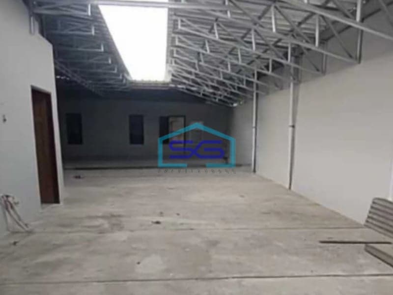 Disewakan Ruang Usaha Siap Pakai Dekat Summarecon Bekasi Luas Bangunan  80 m²