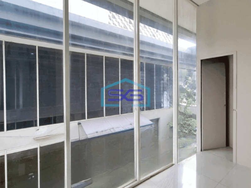 Disewakan Ruko Luas Bangunan  733 m² di BSD City Tangerang Siap Pakai